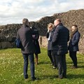 Bezirkstagspräsident Martin Sailer bei seinem Besuch der Stadt Lassay-les-Châteaux in der Mayenne.