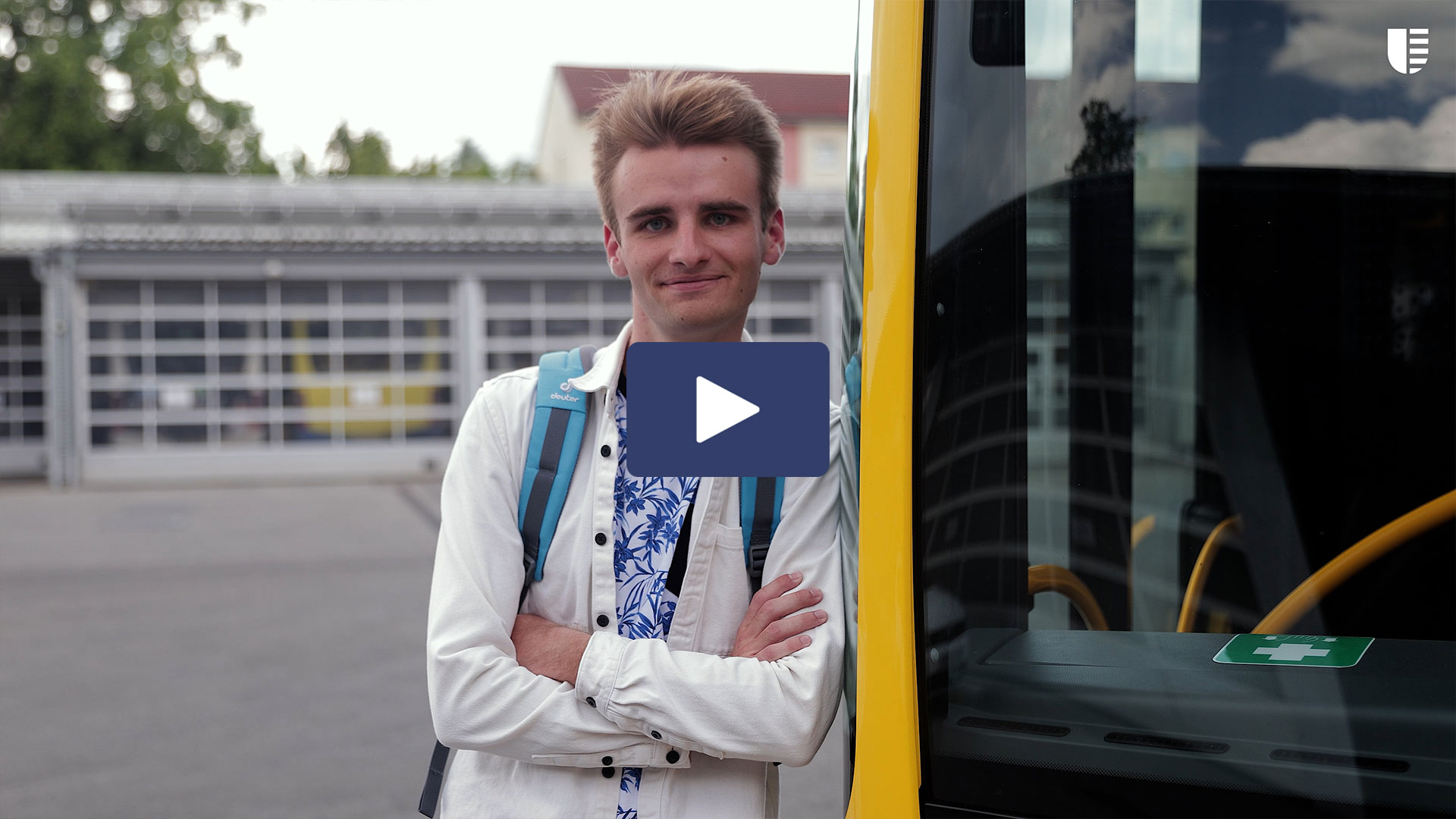 Durch Klicken auf dieses Bild verlassen Sie die Seite und werden zu einem YouTube-Video weitergeleitet.