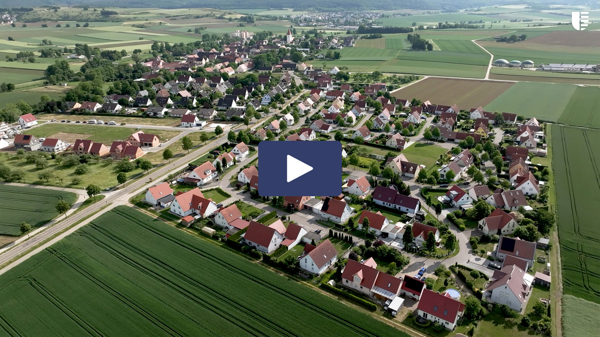 Durch Klicken auf dieses Bild verlassen Sie die Seite und werden zu einem YouTube-Video weitergeleitet.