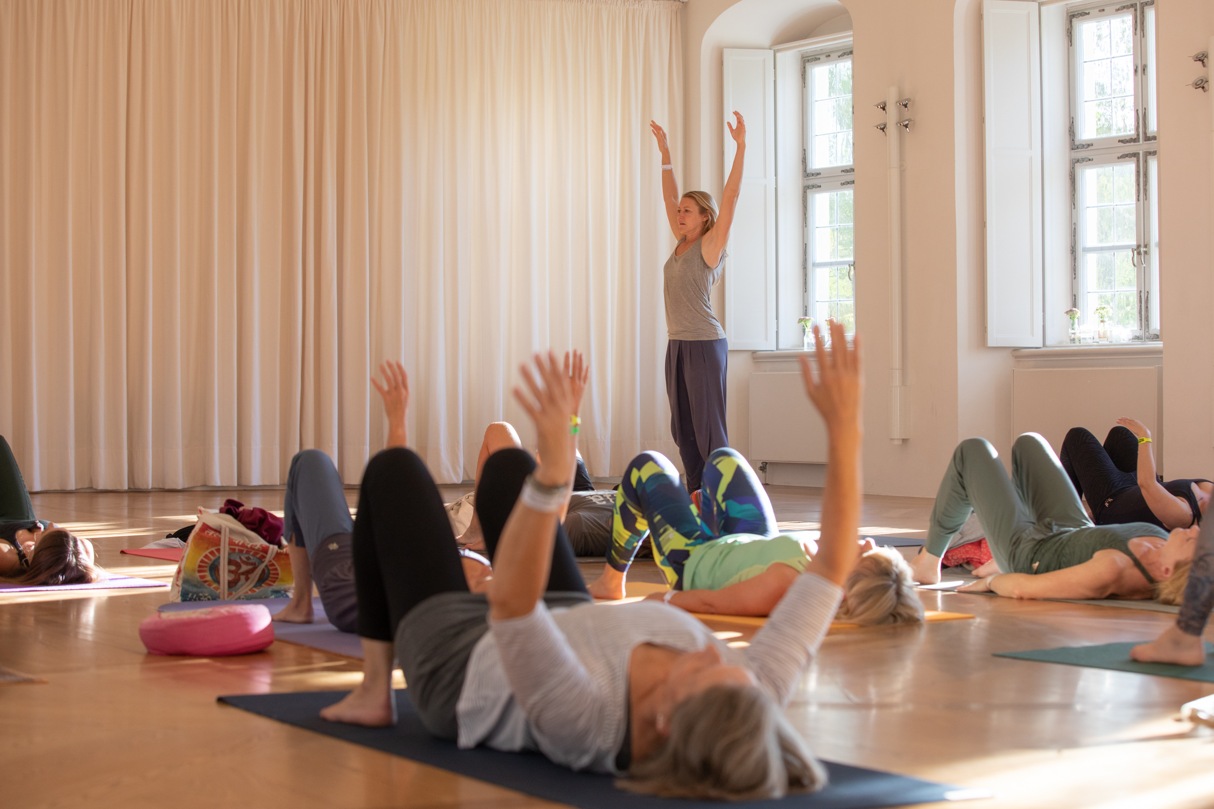 Schwabenakademie Irsee: Cura Sui-Yogafestival kommt