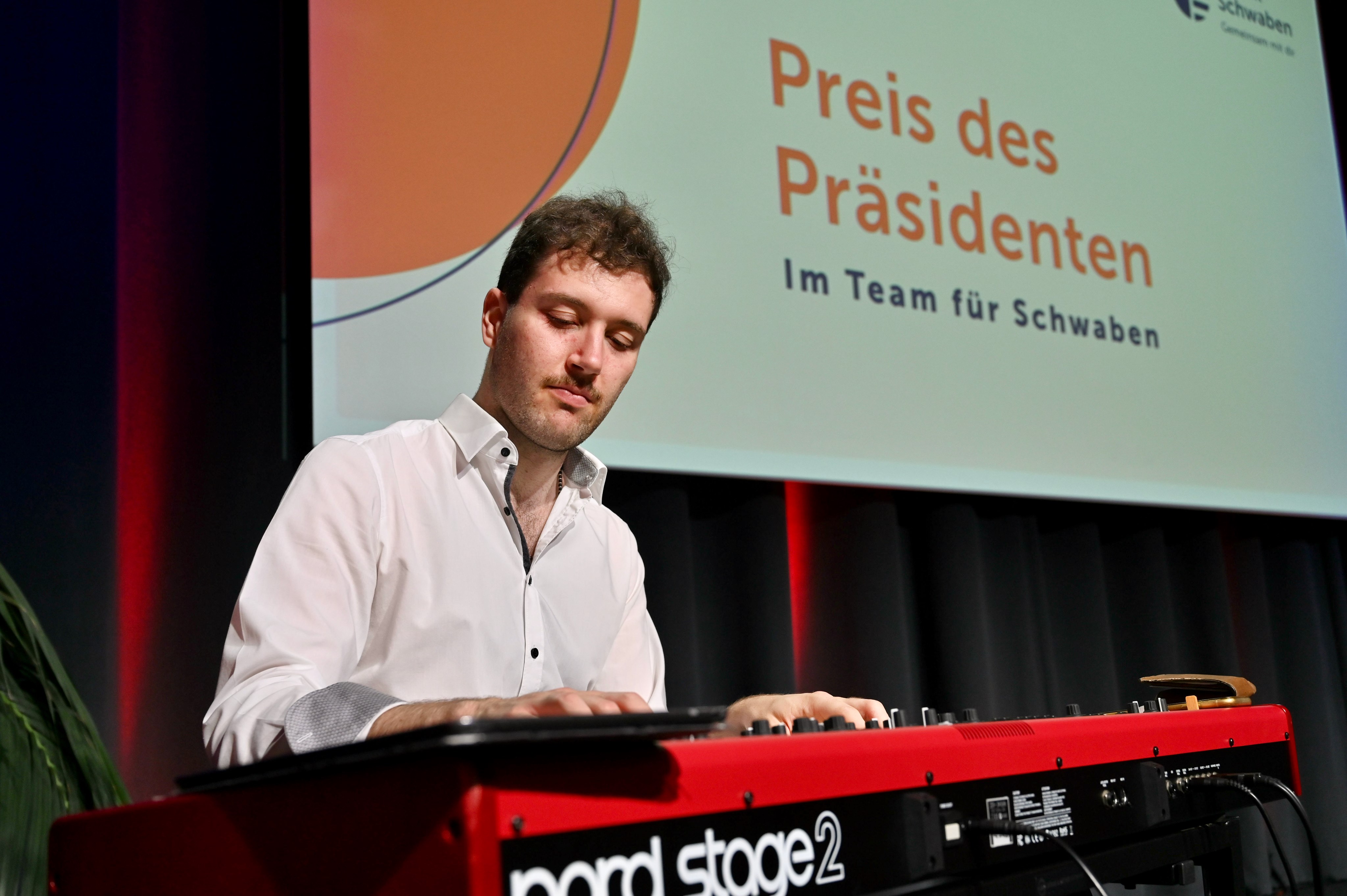 Preisverleihung Preis des Präsidenten 2023: Pianist Lukas Langguth.