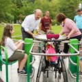Bezirkswahl 2023: Soziale Themen gehören zur Hauptaufgabe des Bezirks Schwaben. Das verdeutlicht auch sein barrierefreier Spielplatz vor dem Oberschönenfeld. - Foto: Elisabeth Heisig