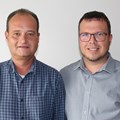 Sie stehen ab sofort an der Spitze der RPK Schwaben, einer Einrichtung zur medizinischen und beruflichen Rehabilitation psychisch kranker Menschen: Peter Ratschitzky (links) und sein Vertreter Martin Fichtl. - Foto: Georg Schalk, Bezirkskliniken Schwaben