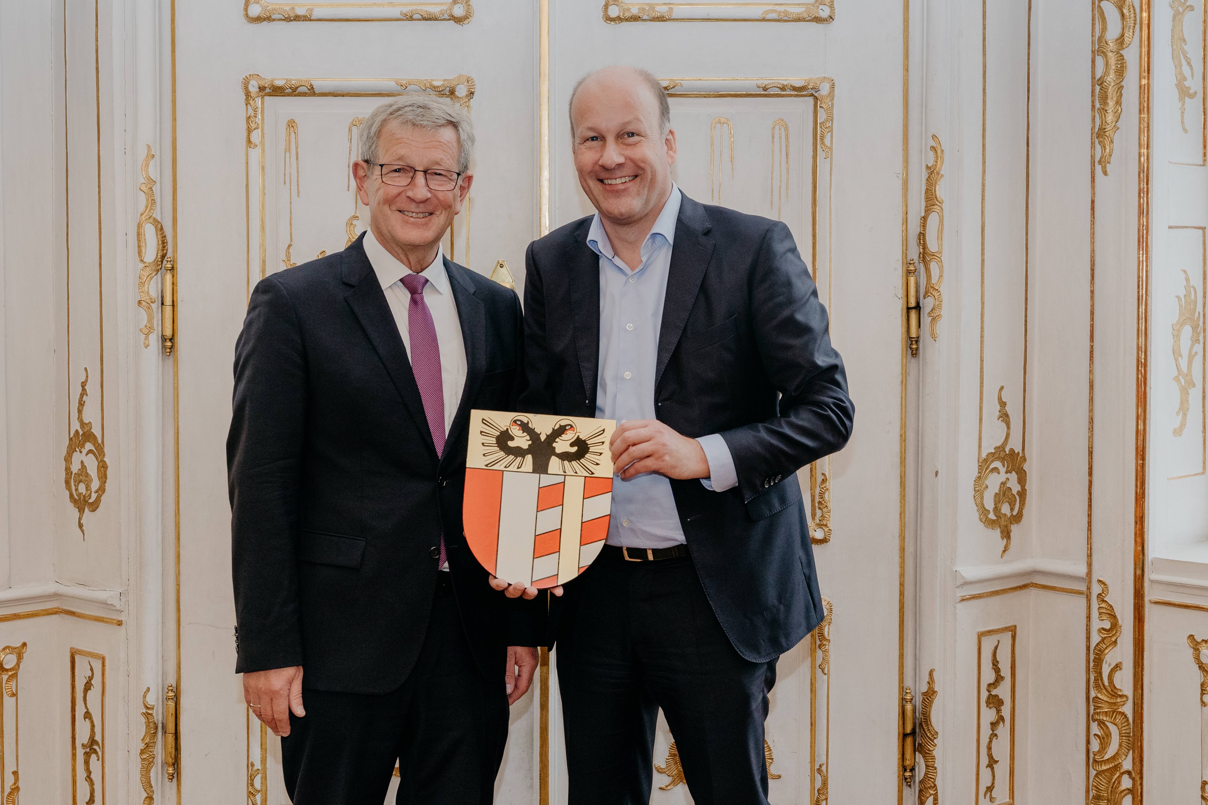 Bezirkstagspräsident Sailer und Bezirkstagsvizepräsident Schiele