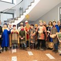 Die Sternsinger der Elisabethschule in Aichach zu Gast in der Bezirkshauptverwaltung