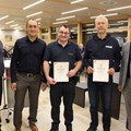 Germann Beh, Stefan Brunhuber und Benjamin Englert ehrten Manfred Nagel und Arthur Wiedemann für 30 Jahre aktiven Dienst und Tobias Hupfauer für 20 Jahre. - Foto: Georg Schalk, Bezirkskliniken Schwaben