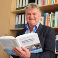 Georg Baur, Pflegedirektor am BKH Günzburg, „brennt“ immer noch für seinen Beruf. Ende des Jahres geht er in den Ruhestand. - Foto: Georg Schalk, Bezirkskliniken Schwaben Georg Baur, Pflegedirektor am BKH Günzburg, „brennt“ immer noch für seinen Beruf. Ende des Jahres geht er in den Ruhestand. - Foto: Georg Schalk, Bezirkskliniken Schwaben