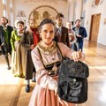 Bei der Trachten-Werkwoche können heuer unter anderem Taschen mit den Ziertechniken historischer Mieder gestaltet werden. - Foto: Andreas Keilholz
