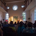 Impressionen Allgäuer Literaturfestival: Lena Gorelik in Fellheim - Foto: Peter Ernszt