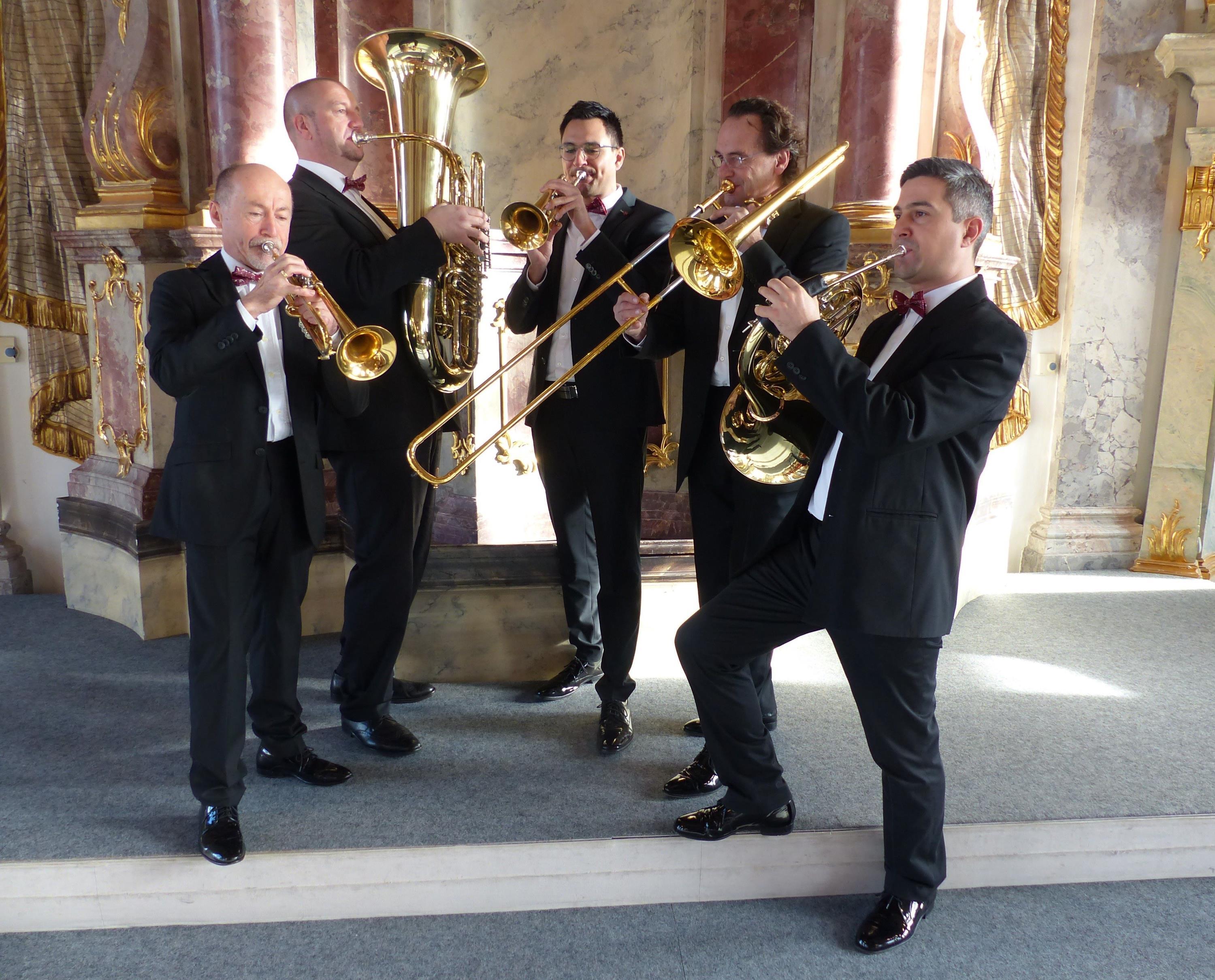 Very british: In Thierhaupten musiziert brasspur
