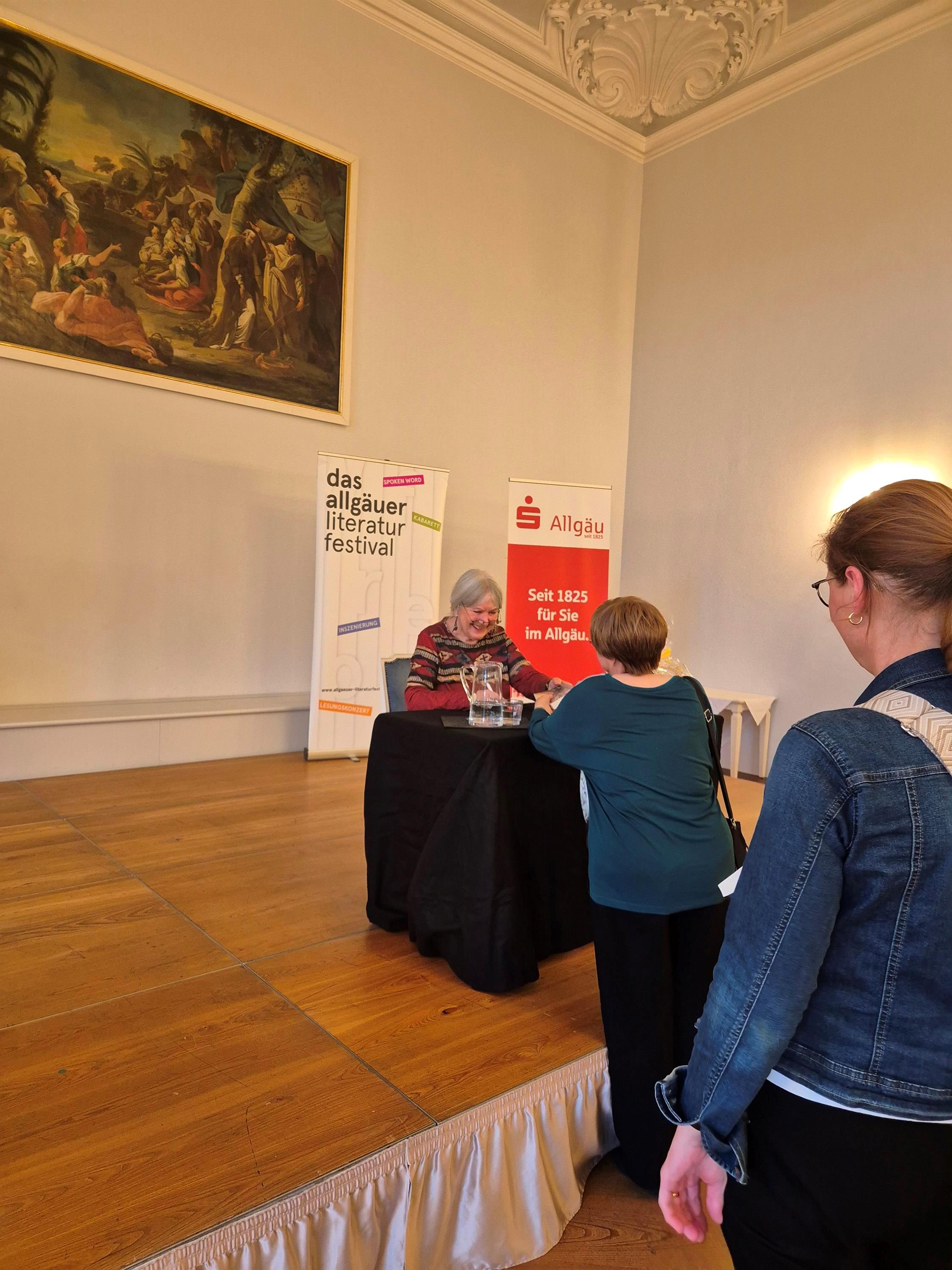 Gelungenes Finale des Allgäuer Literaturfestivals 2025 – Lesung von Spiegel Bestsellerautorin Helga Schubert in Kloster Irsee 