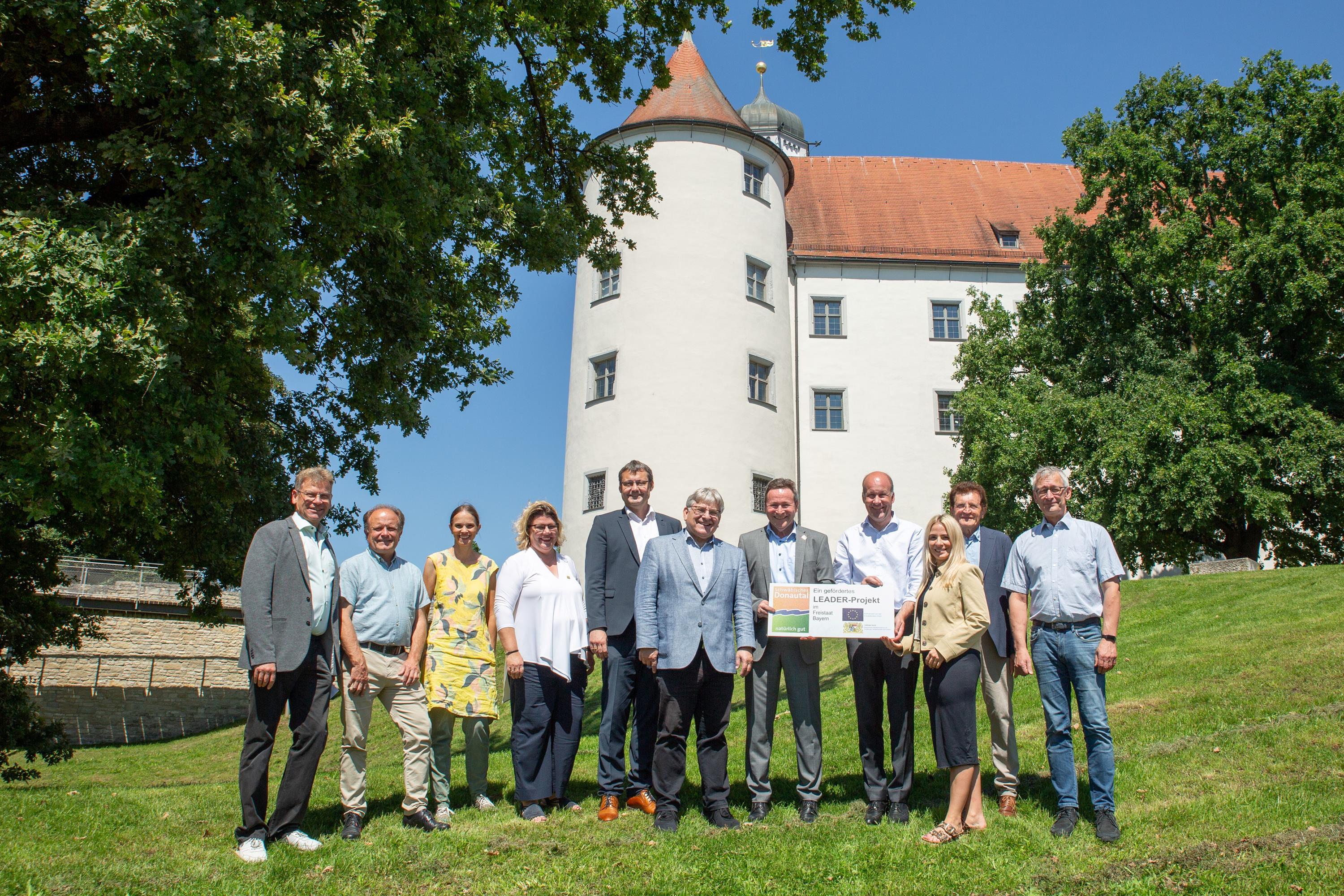 Kulturschloss Höchstädt erhält LEADER-Förderung für inklusiven Spielplatz 