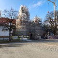 2025 floss die größte kulturelle Einmalförderung des Bezirks Schwaben an das FuggerStadtMuseum Weißenhorn. Es bekommt knapp 300.000 Euro für seine Neukonzeption und barrierefreie Umgestaltung. - Foto: Kai Engelmann