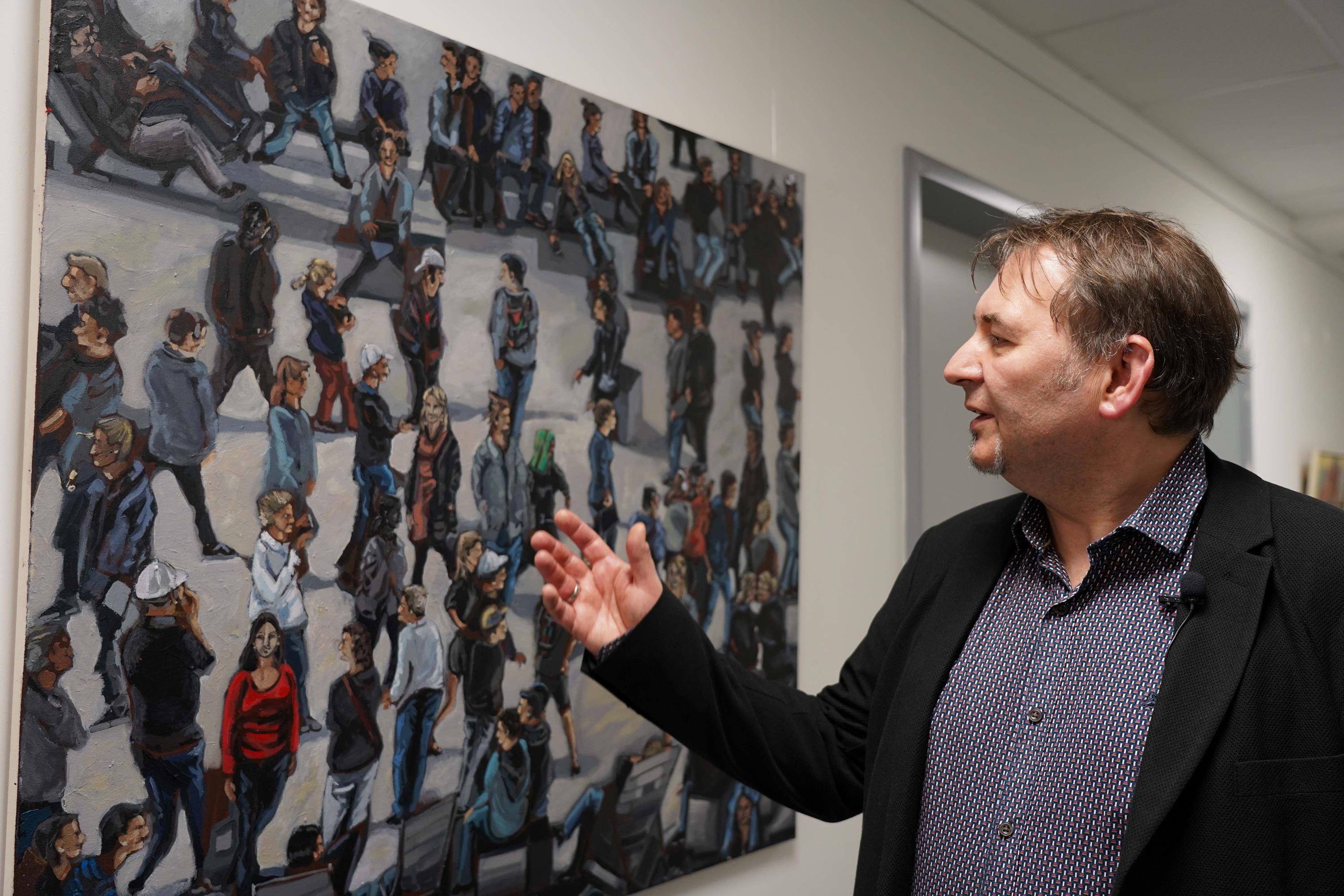 „KunstGänge“ – Bezirk Schwaben zeigt Kunst in den Räumen der Sozialverwaltung 