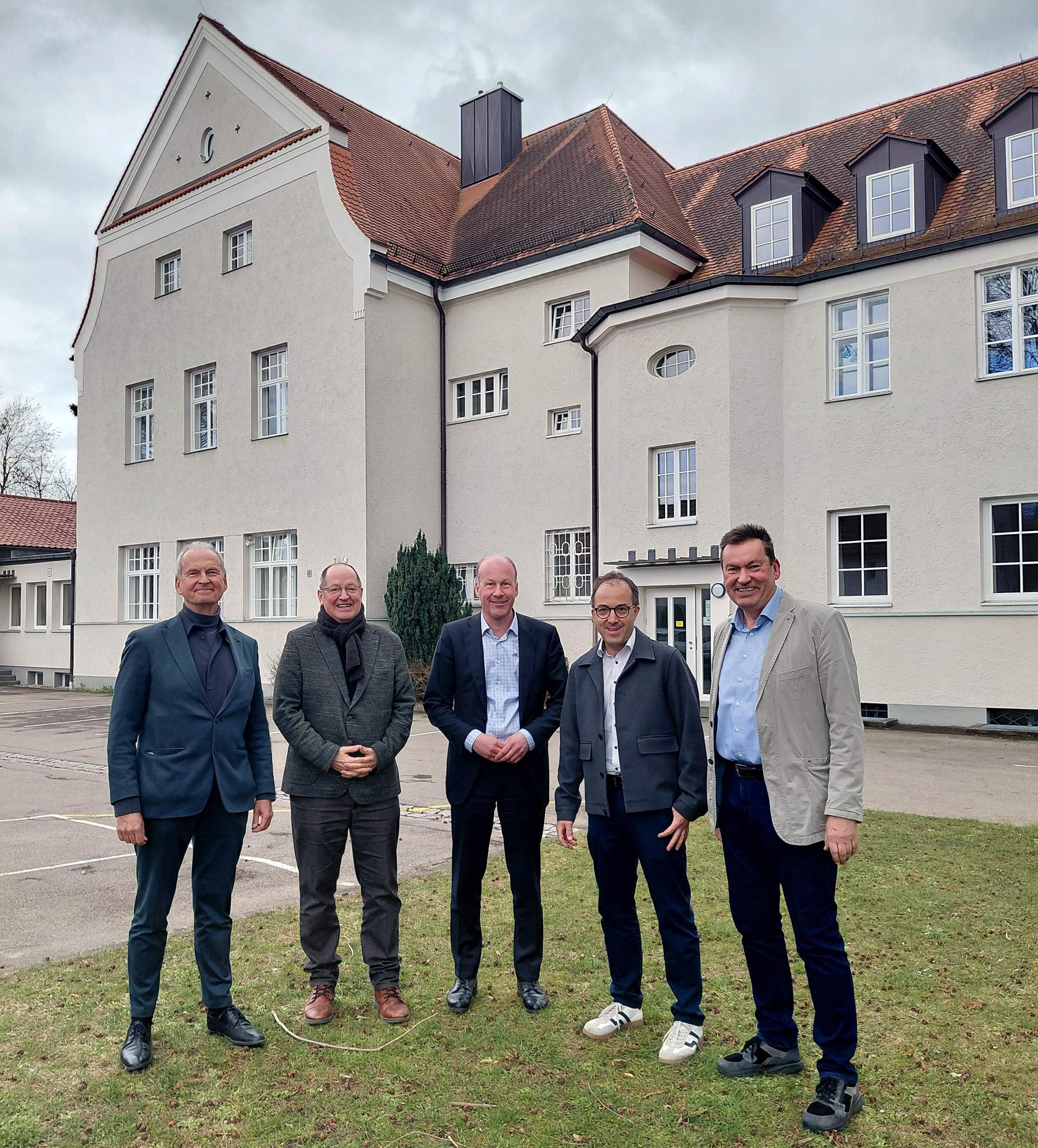 Neubau geplant: Bezirk sichert Zukunft der Berufsfachschule für Musik in Krumbach 