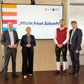 Pressekonferenz "Pflicht frisst Zukunft". Foto: Daniel Beiter