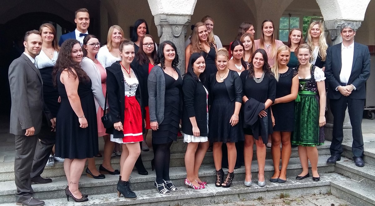 Berufsfachschule für Krankenpflege in Günzburg: Gefragter Pflegenachwuchs für die Kliniken