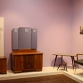 Möbel in der Ausstellung "Sparen, verschwenden, wiederverwenden - Vom Wert der Dinge" (1)