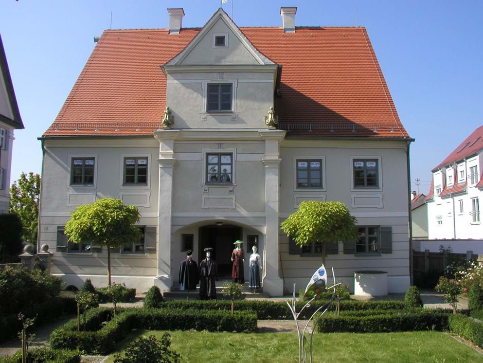 Unser Zuhause Das Landauer Haus Trachtenkultur Beratung