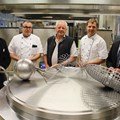 Stabwechsel in der Großküche am Bezirkskrankenhaus Günzburg