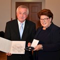 Würdevolle Zeremonie bei der Verleihung der Bayerischen Verfassungsmedaille.