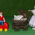 Ausstellungsstücke in der Sonderausstellung "PuppenStubenWelten" im Museum KulturLand Ries