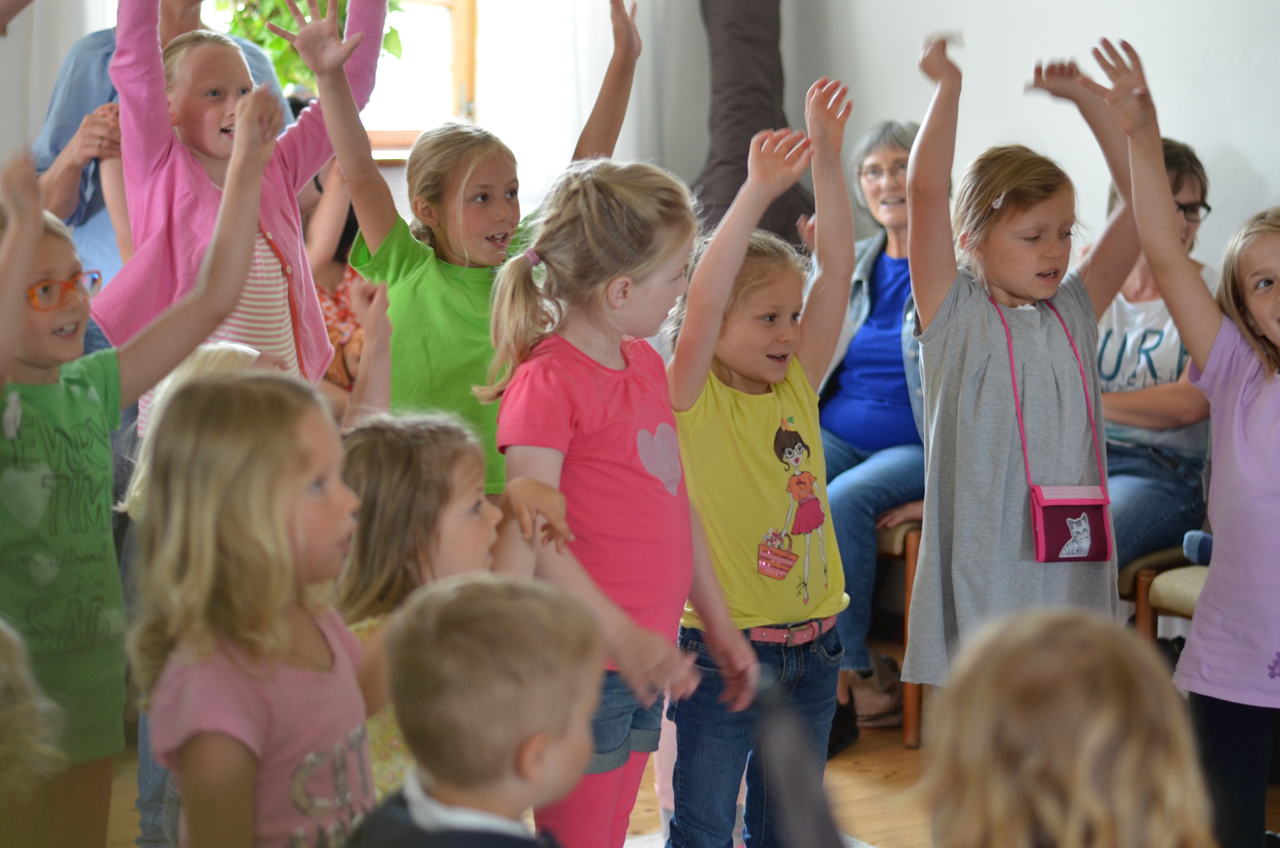 Kindersingen im Schulmuseum
