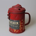 Die Sammelbüchse für das Winterhilfswerk - Objekt des Monats Februar im Schwäbischen Volkskundemuseum Oberschönenfeld