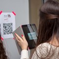 QR-Codes lotsen durch die Aufgaben bei der Tablet-Rallye durch die Bezirksverwaltung