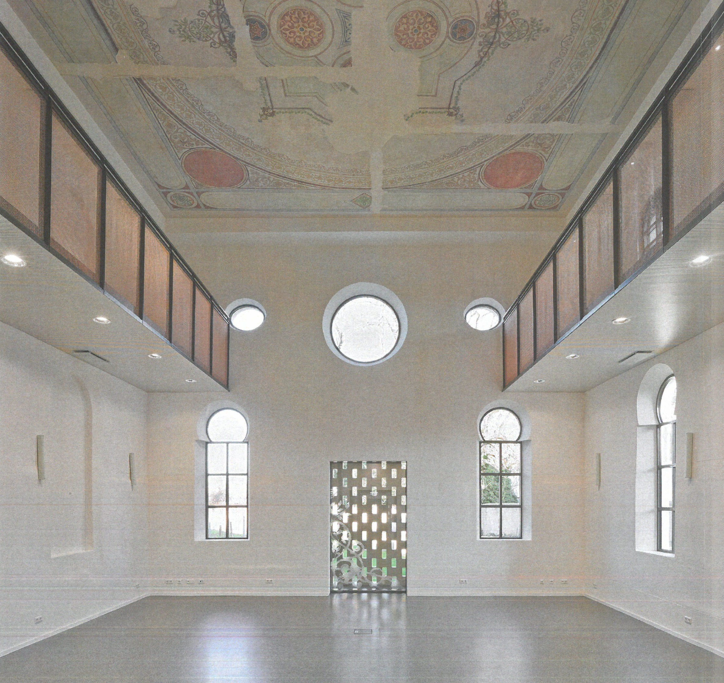 Ehemalige Synagoge Fellheim, Innenraum saniert_Foto Julia Schambeck-kern architekten.jpg