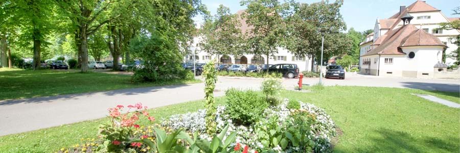 Erstes Kunstpicknick Im Bezirkskrankenhaus Bkh Gunzburg