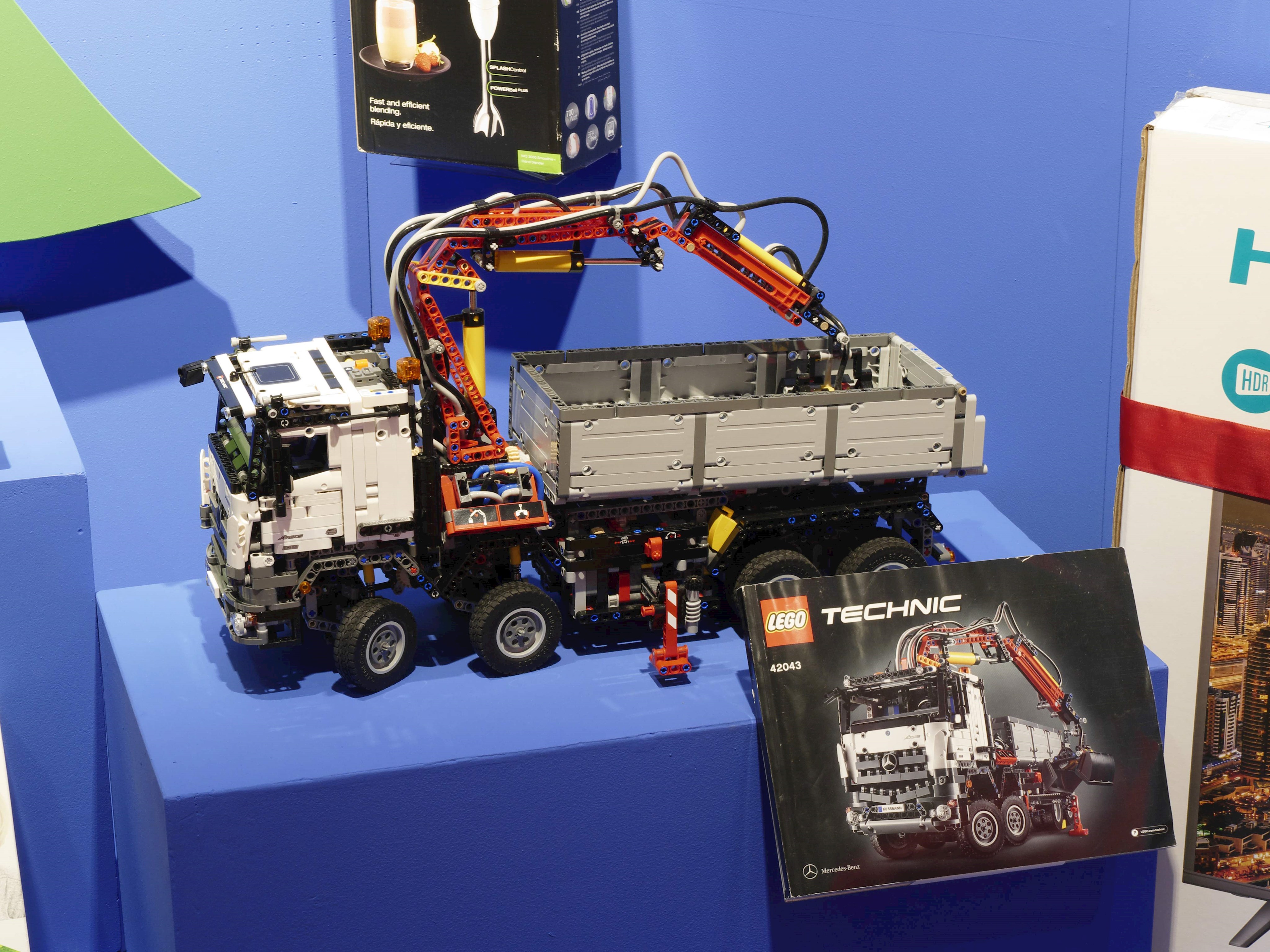 Spielzeug-LKW Lego Technik 2016