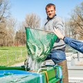 In einem Tank wurden die nachgezüchteten Fische zur Iller transportiert...