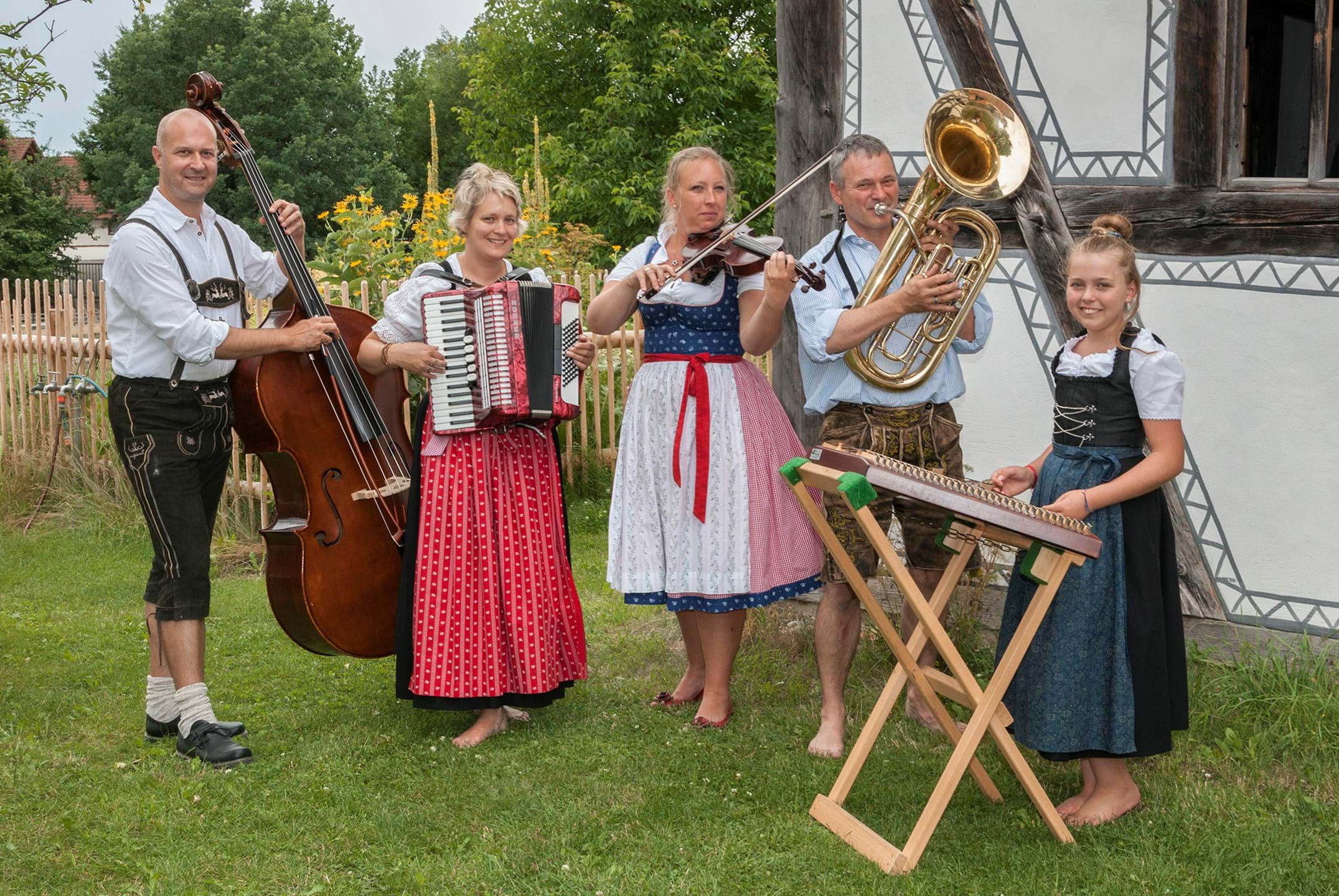 Tag der Volksmusik im Bauernhofmuseum BayerischSchwabens
