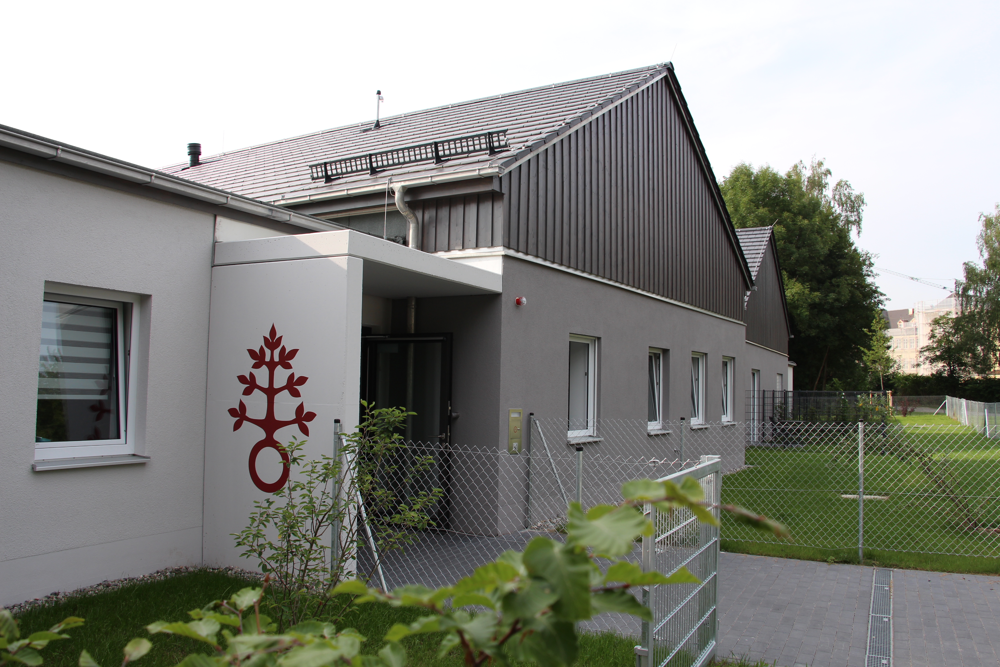 Kirchlicher Segen für neue Wohneinrichtungen in Ursberg