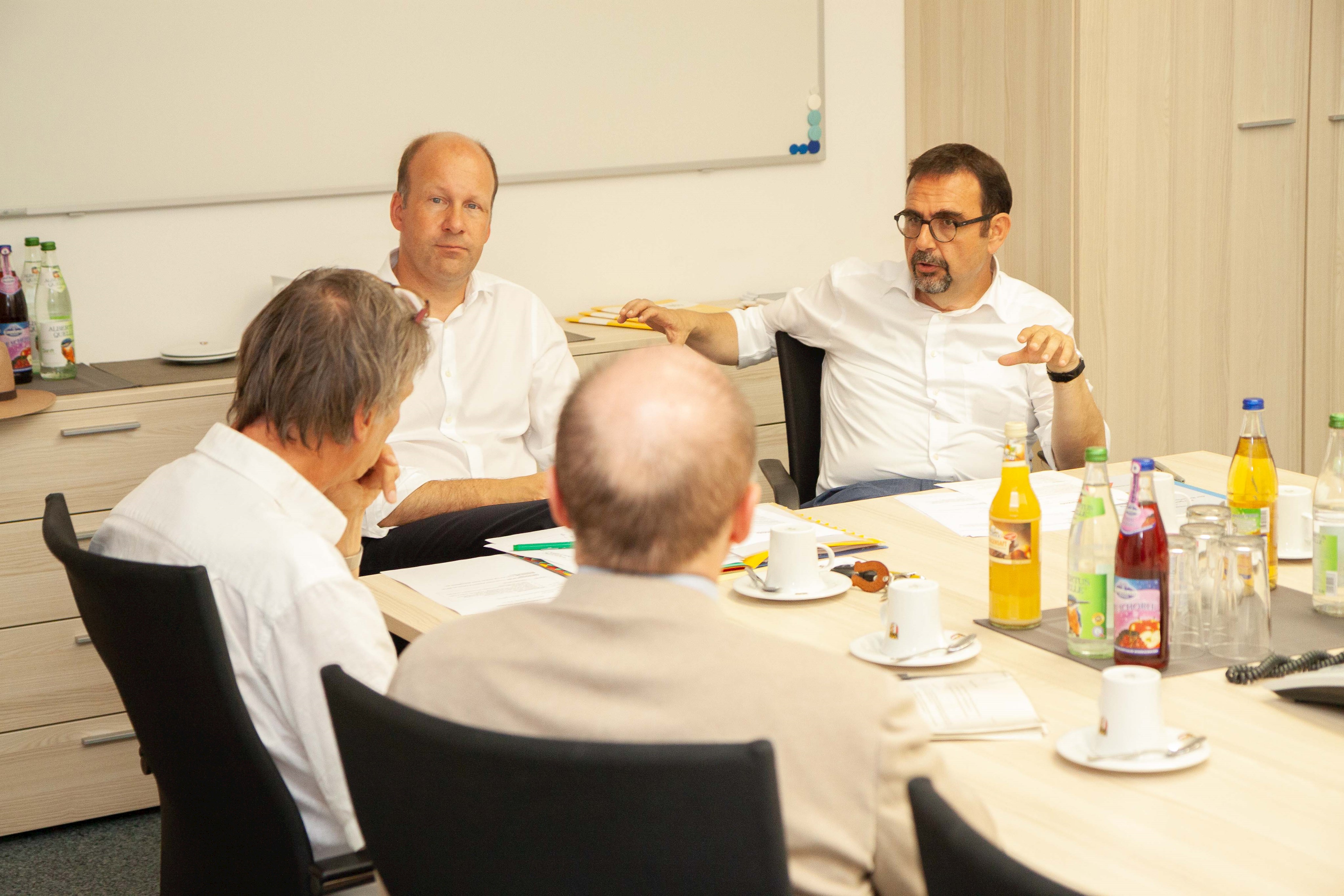 Bürgersprechstunde mit Bezirkstagspräsident Sailer und Bürgerbeauftragtem Klaus Holetschek, MdL