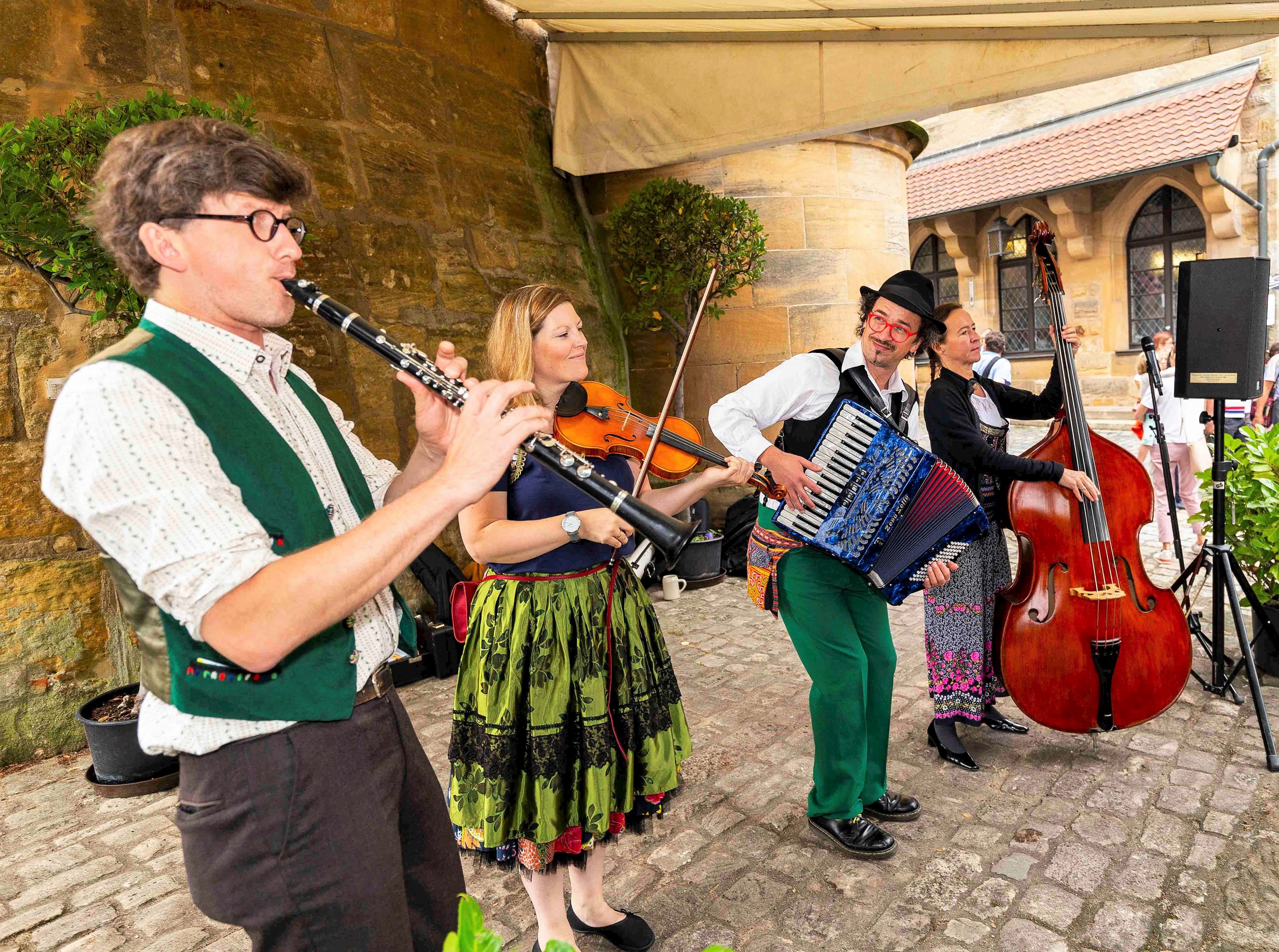 Boxgalopp. Fränkische Wirtshausmusik im Kloster Thierhaupten/27. 09.