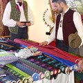 Brokatstoffe auf dem Trachtenmarkt 2019