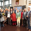 Strahlende Gesichter beim Ehrenamtspreis des Bezirk Schwaben: Die SeniorenGemeinschaft Wertingen-Buttenwiesen wurde mit dem 1. Preis ausgezeichnet.