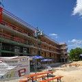Richtfest für den Rohbau: Im dritten Bauabschnitt der Modellwohnanlage Dr.-Georg-Simnacher Stiftung sollen unter anderem 23 neue Wohnungen entstehen.