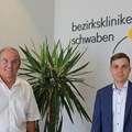 Generationswechsel am Bezirkskrankenhaus Kaufbeuren: Claus Thoma (rechts) wird Nachfolger von Wilhelm Egger als Regionalleiter Süd der Bezirkskliniken Schwaben.