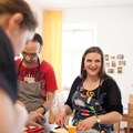 Betreutes Wohnen in Familien: Gemeinsam Kochen