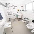 Ein rollstuhlgerechtes Badezimmer Ein rollstuhlgerechtes Badezimmer