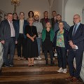 Preisträger mit Jury und Vize BTP Holzmann
