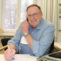 Markus Ellenrieder in seinem Büro an der Berufsfachschule für Pflege am Bezirkskrankenhaus Kaufbeuren