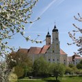 Klosteranlage Roggenburg im Frühjahr 2022 - Foto: Kloster Roggenburg