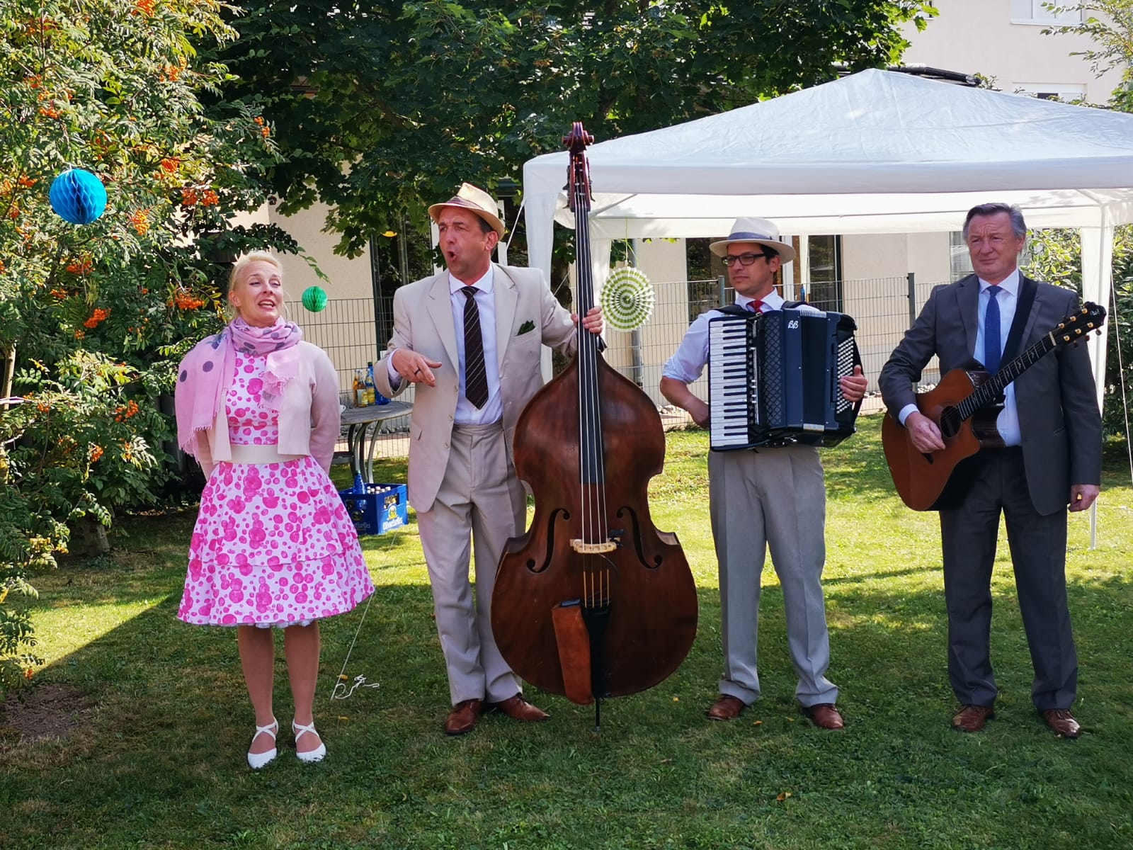 Bezirk Schwaben veranstaltet Konzert-Reihe in Seniorenheimen 