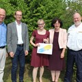 (v.l.n.r.) Markus Bottlang  (Diakonie), Dietmar Bauer (Caritas), Monika Kolbe (Leiterin Sozialverwaltung), Walburga Bram-Kurz (verantw. für den KD; beide Bezirk Schwaben) sowie Thomas Kleinwegen (Polizeipräsidium Schwaben SW). - Foto: Georg Schalk