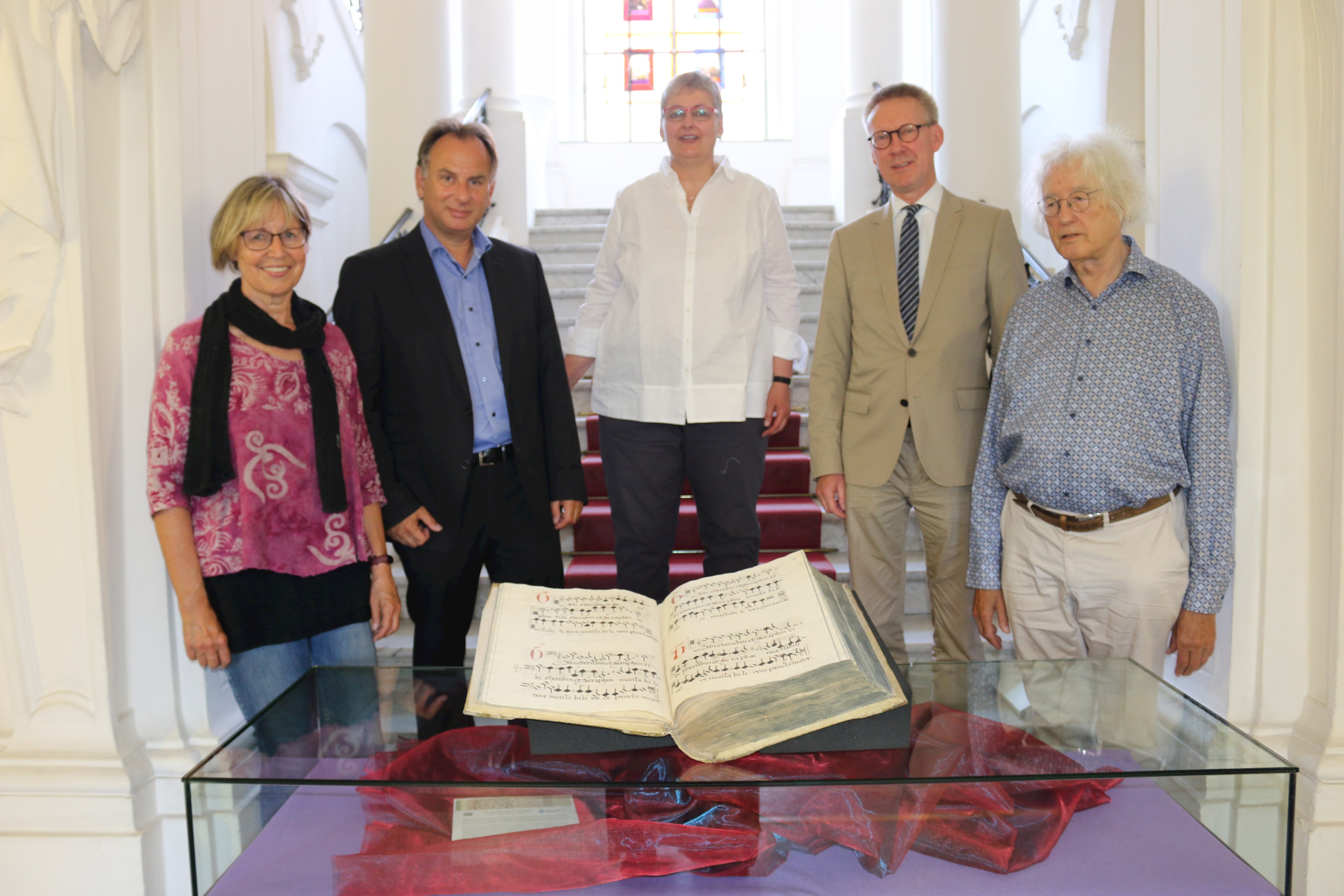 Liturgische Musikhandschrift aus Irsee in der Staats- und Stadtbibliothek Augsburg restauriert