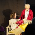 Das Theater Ferdinande aus Kempten spielt bei der Veranstaltungsreihe „Lebensfreude trotz(t) Demenz das inhaltlich passende Stück „Die Gartenbank. Verliebt – Verlobt – Vergissmeinnicht?“ - Foto: Elisabeth Heisig Das Theater Ferdinande aus Kempten spielt bei der Veranstaltungsreihe „Lebensfreude trotz(t) Demenz das inhaltlich passende Stück „Die Gartenbank. Verliebt – Verlobt – Vergissmeinnicht?“ - Foto: Elisabeth Heisig